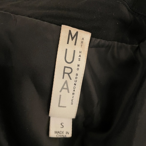 Mural Diagonal Zip Cropped Jacket - Picture 3 of 6